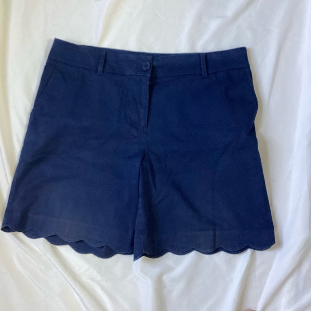 Talbots Navy Blue Ladies Scalloped Leg Shorts Size 10